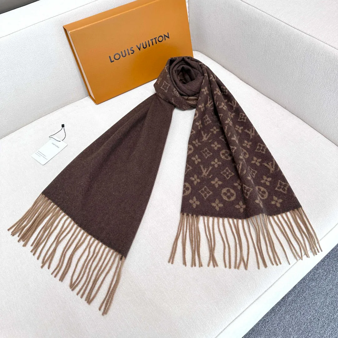 Шарфы Louis Vuitton 18476637