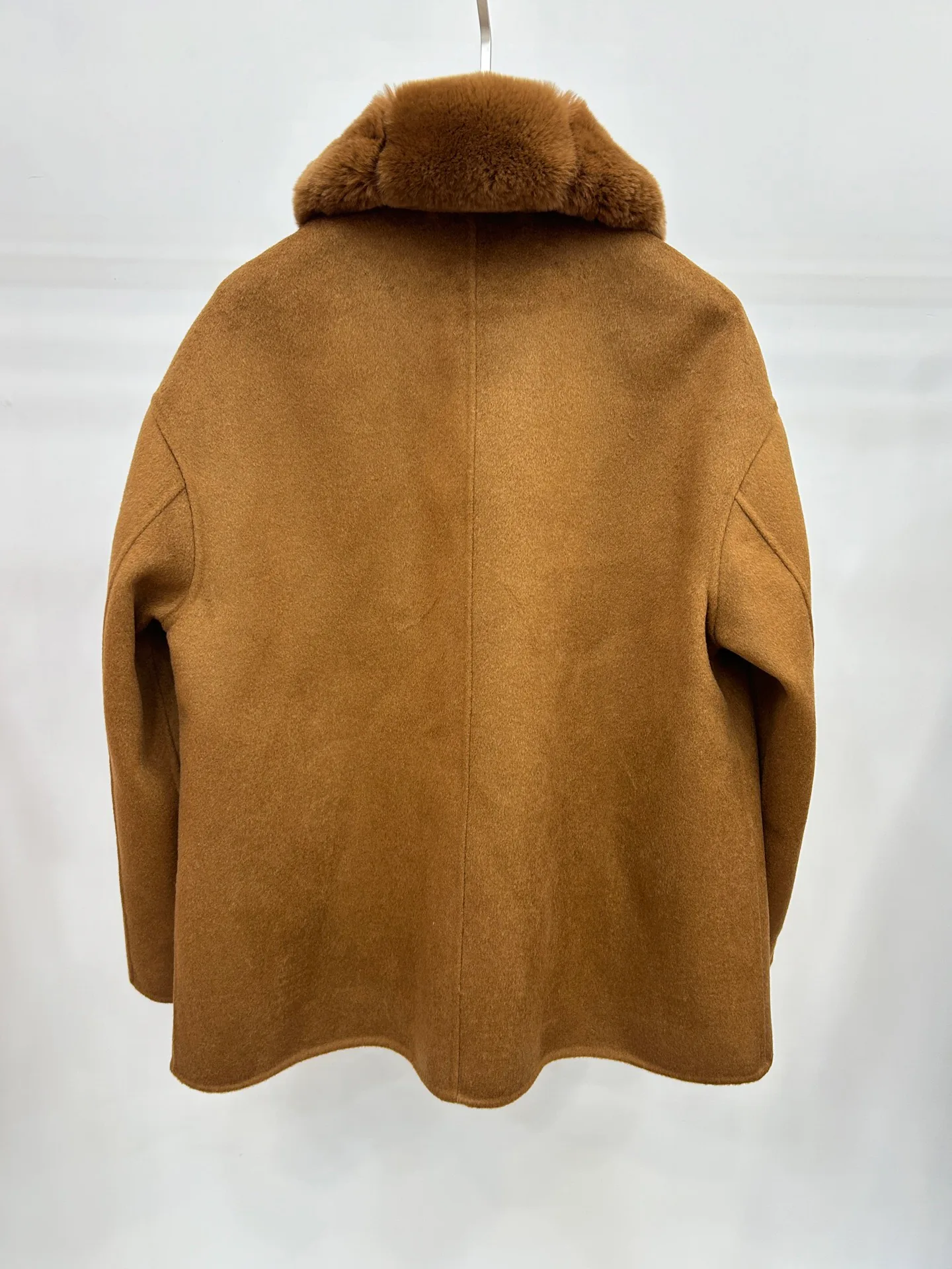 Пальто Женские Loro Piana 18399789