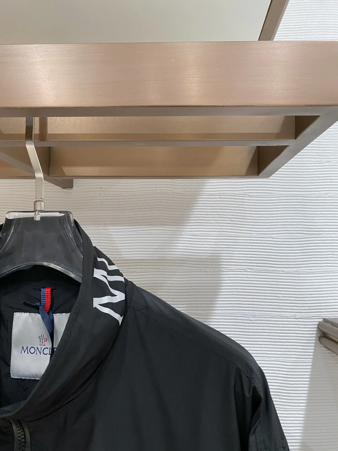 Куртки И Пуховики Мужские Moncler 10479632