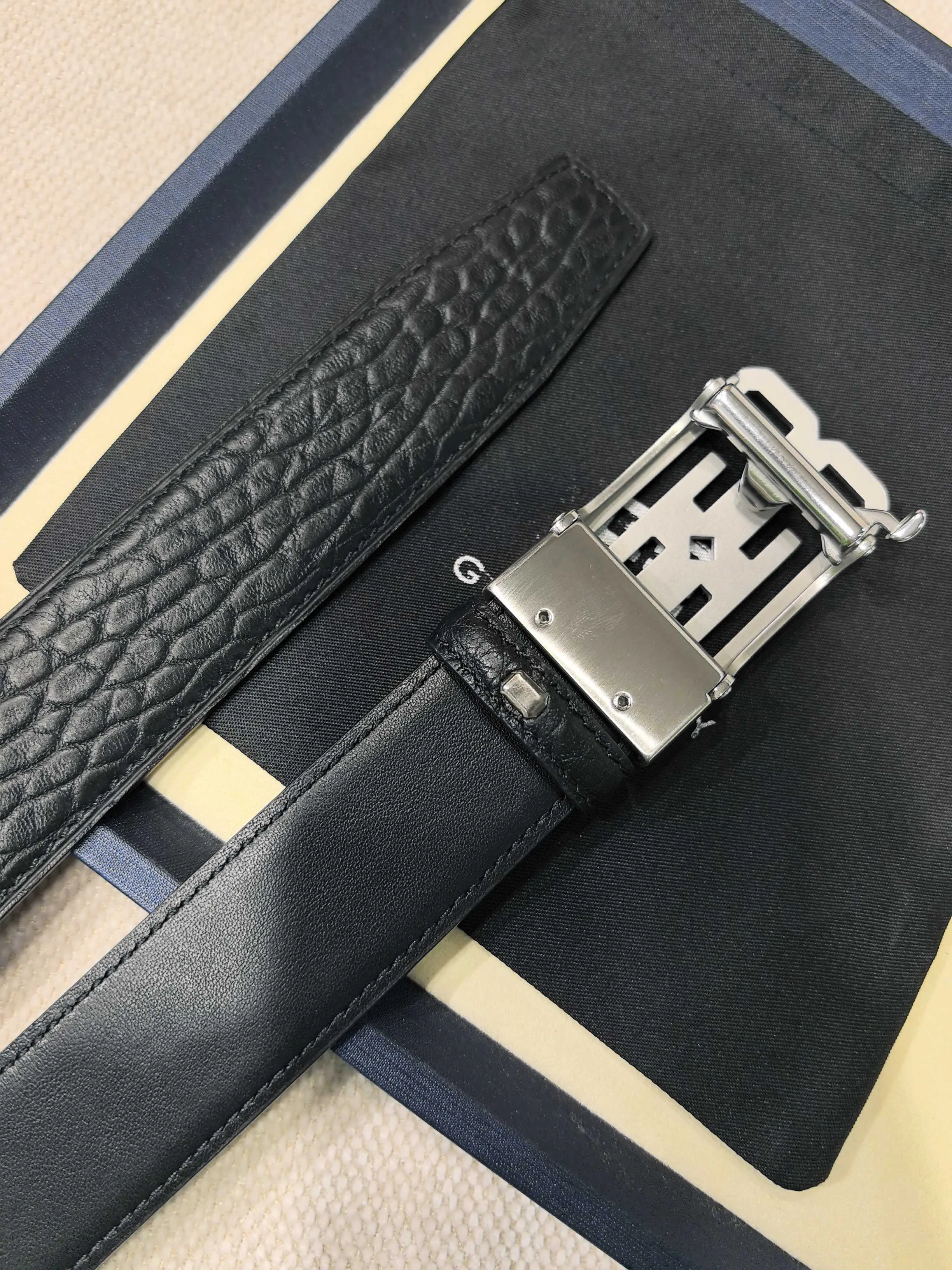 Ремни Givenchy 832197