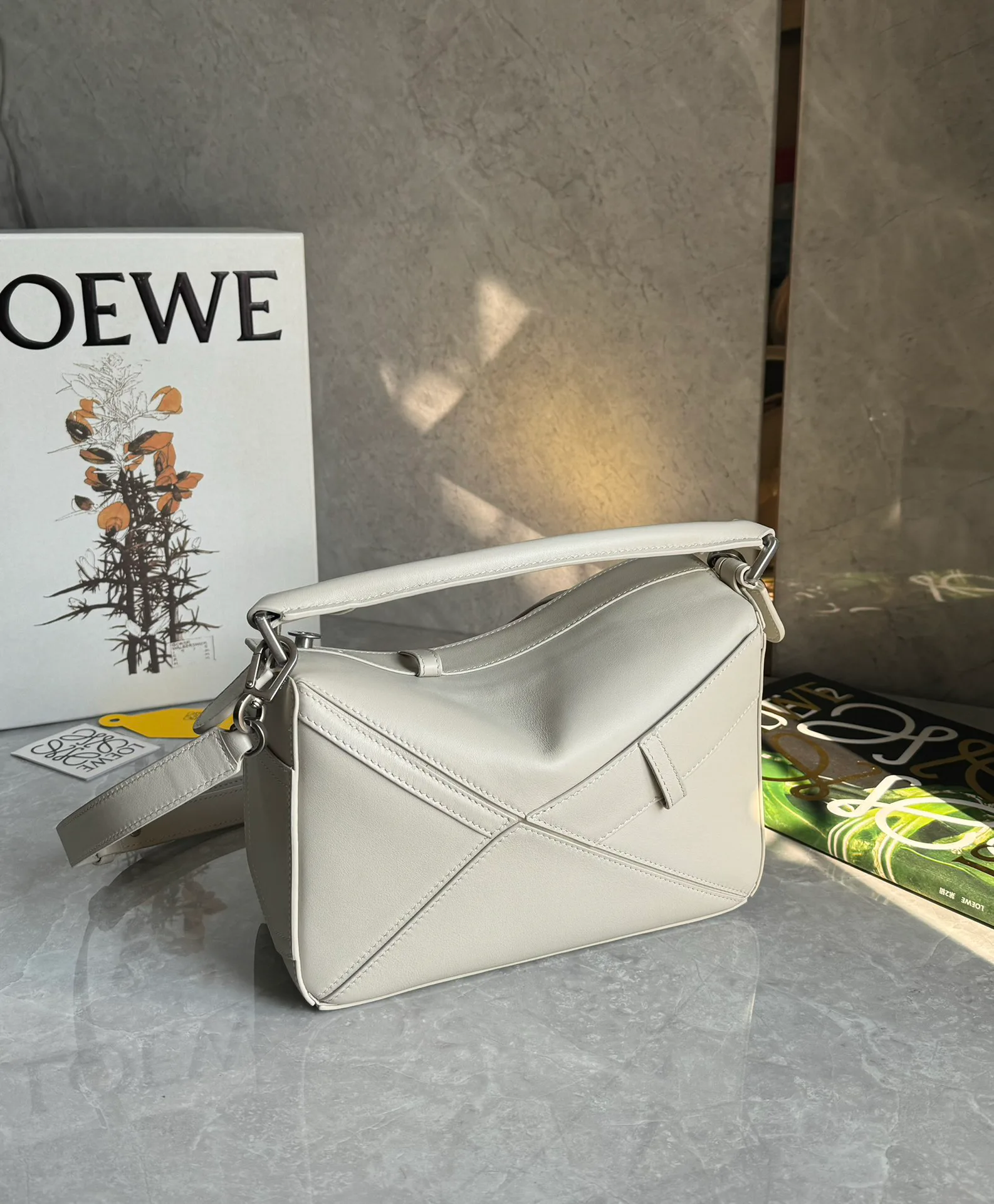 Сумки На Ремне Женские Loewe 11402840