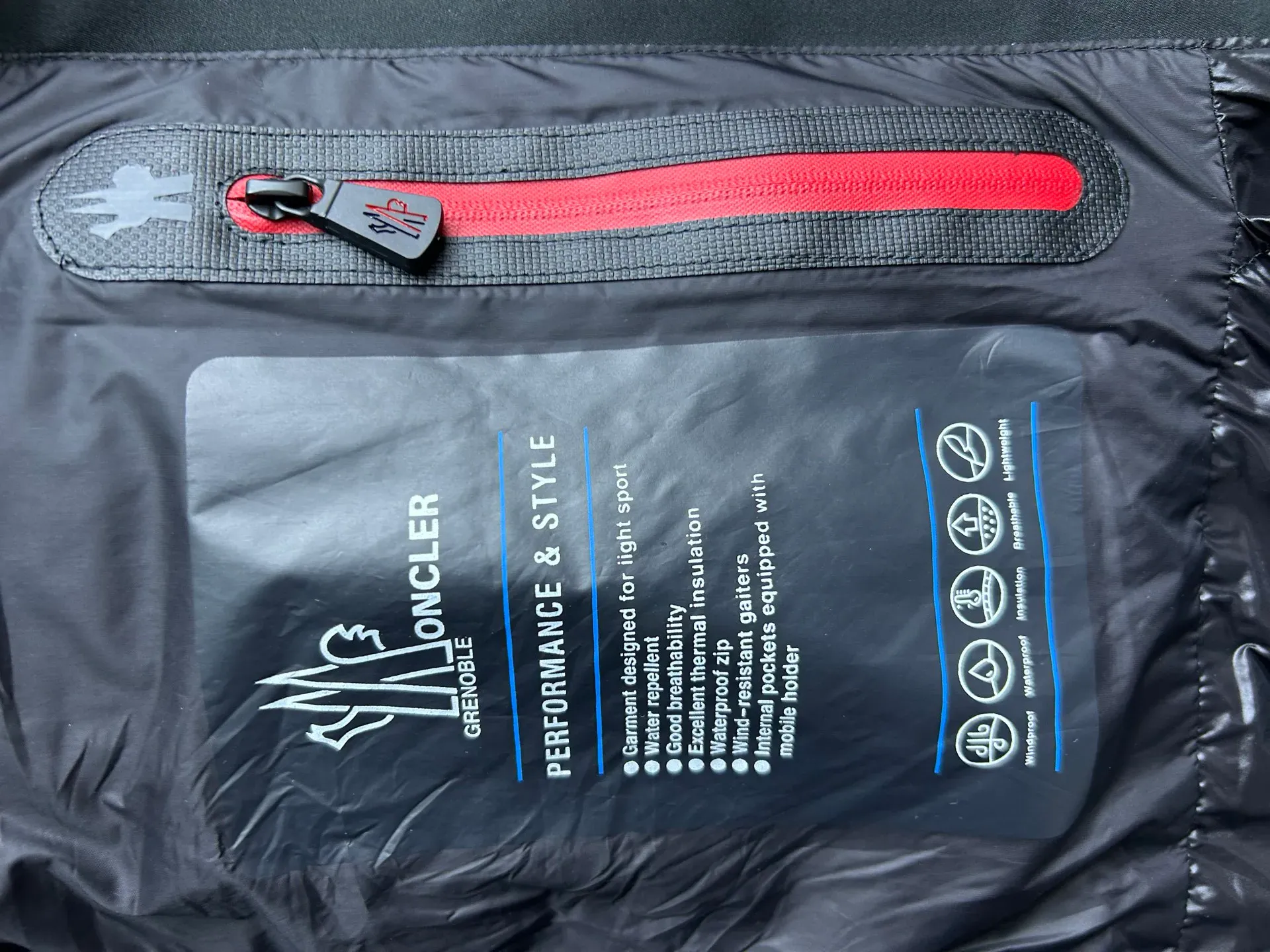 Куртки И Пуховики Женские Moncler 497122