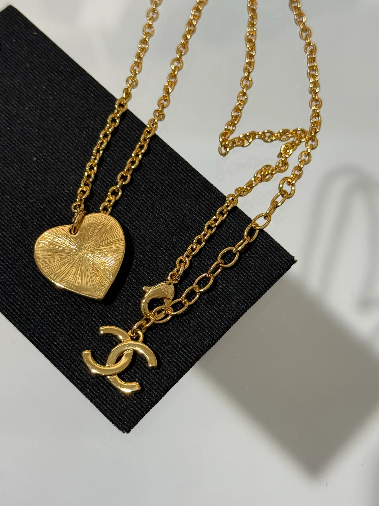 Бижутерия Chanel 11408460