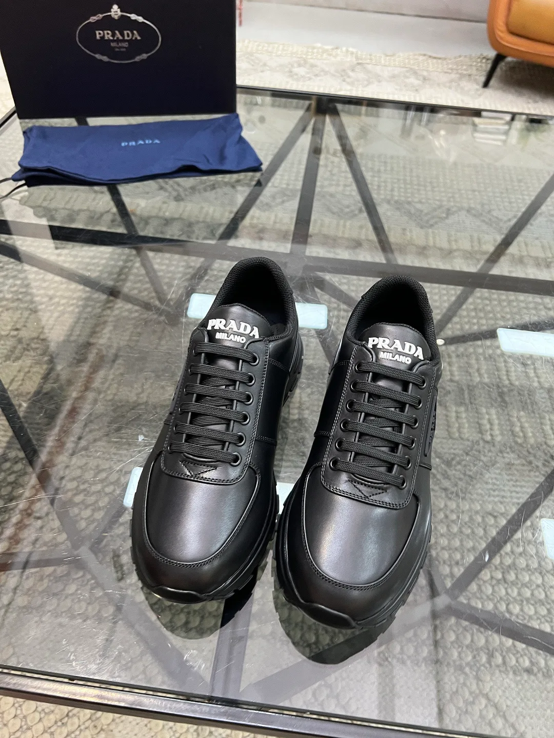 Кроссовки Мужские Prada 17950937