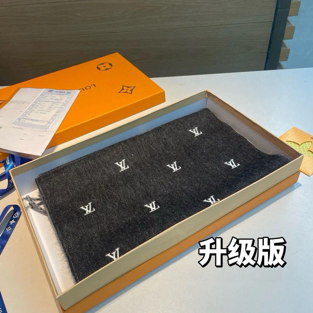 Шарфы Louis Vuitton 463732