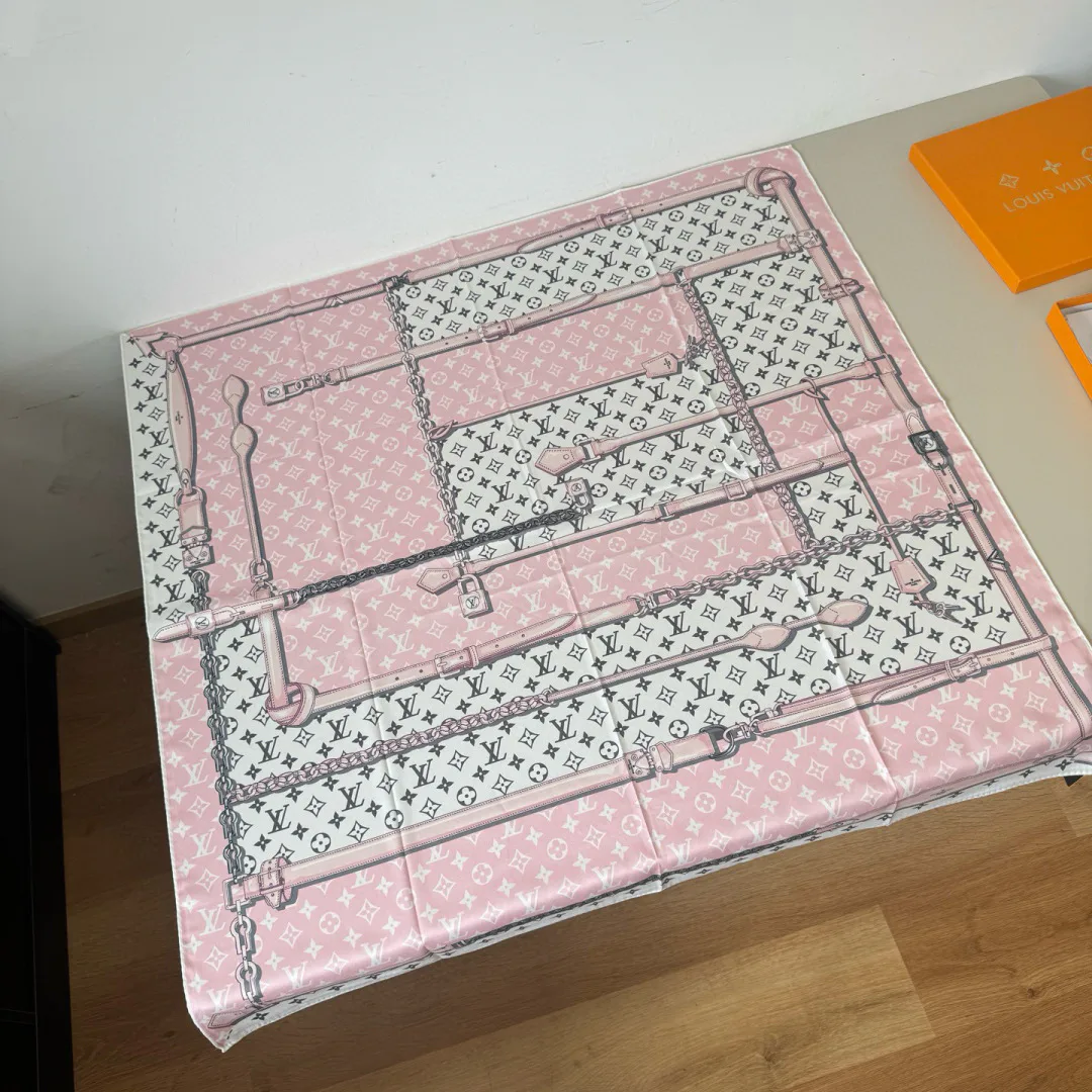 Платки Louis Vuitton 11335415
