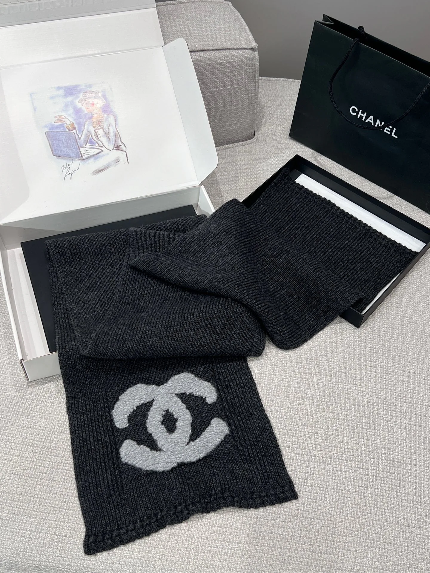 Шарфы Chanel 17913679