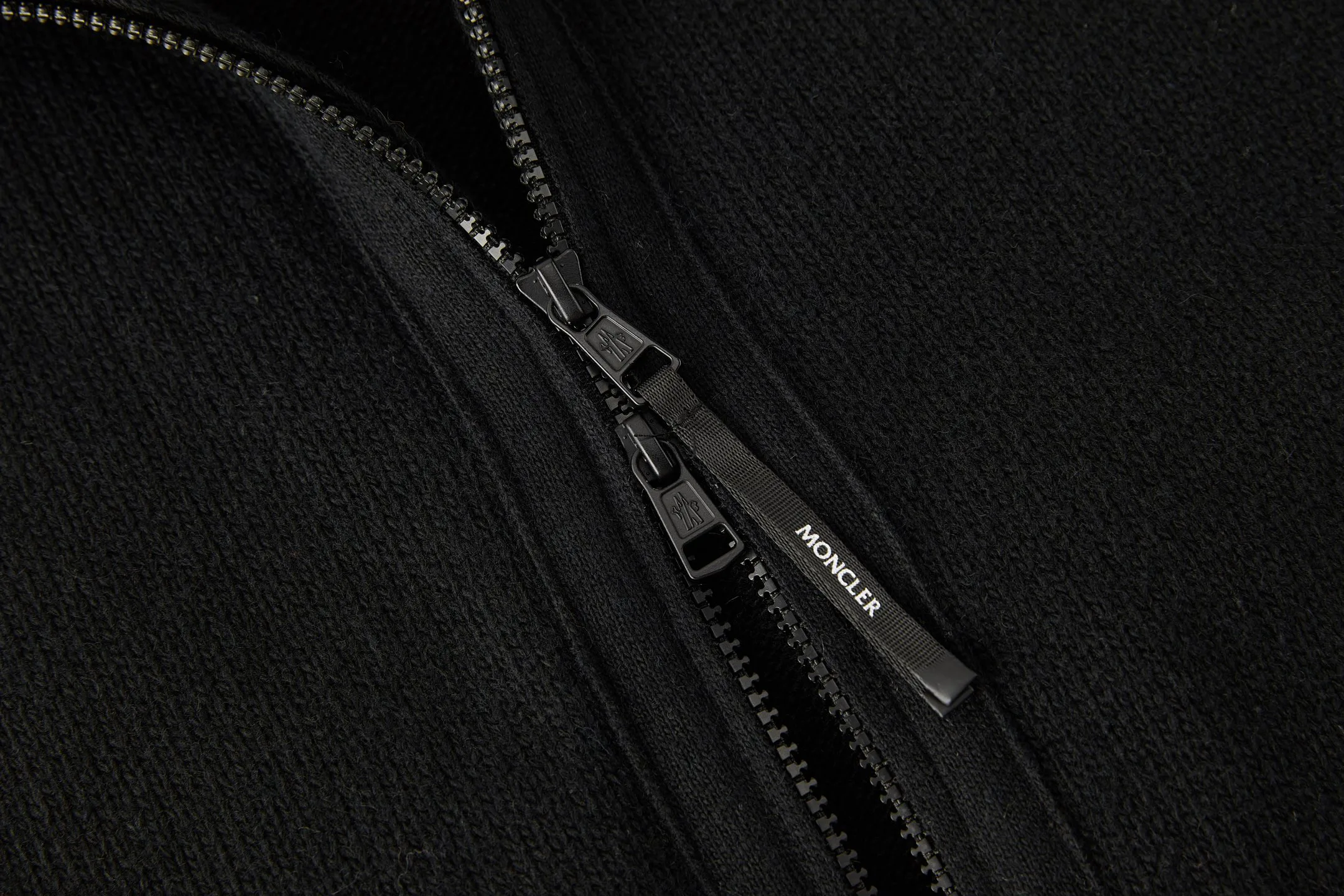 Джемперы И Свитеры Мужские Moncler 18825905