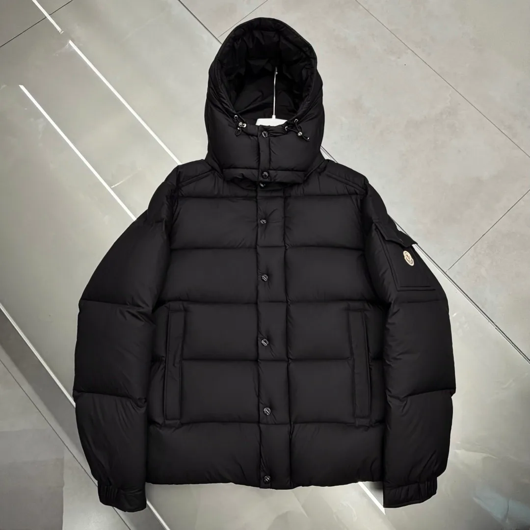 Куртки И Пуховики Мужские Moncler 17391850