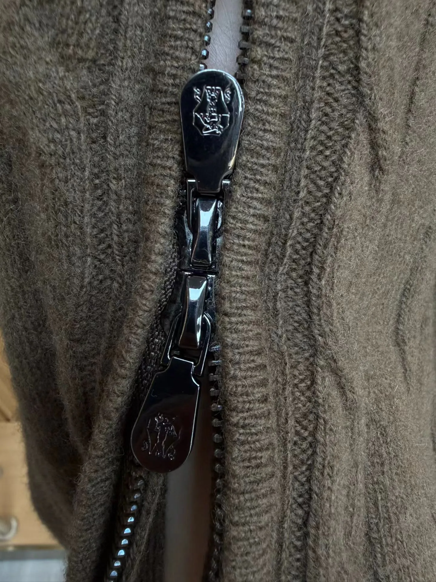 Джемперы И Свитеры Мужские Brunello Cucinelli 18084716