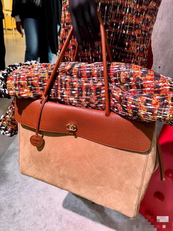 Классические Сумки Женские Chanel 10839252