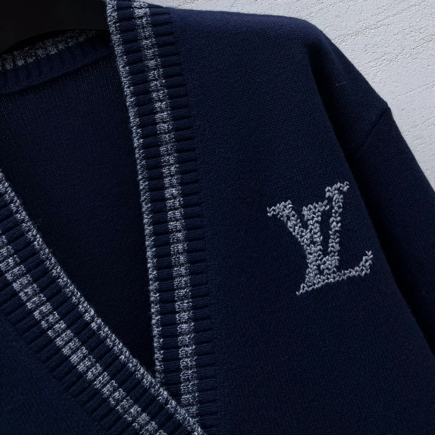 Джемперы И Свитеры Женские Louis Vuitton 18743085