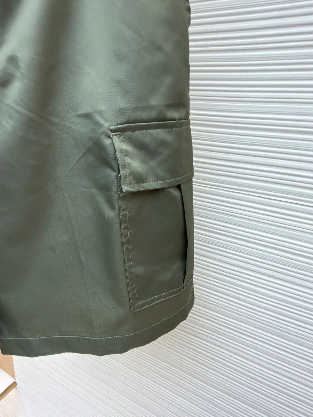 Шорты Мужские Prada 11430101