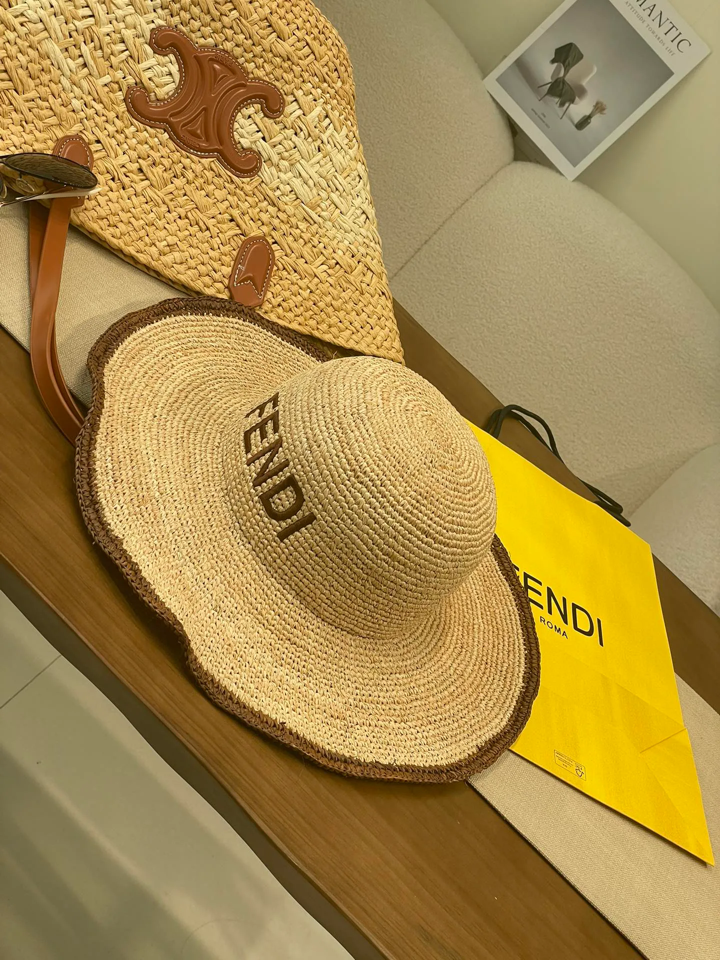 Головные Уборы Fendi 12697392