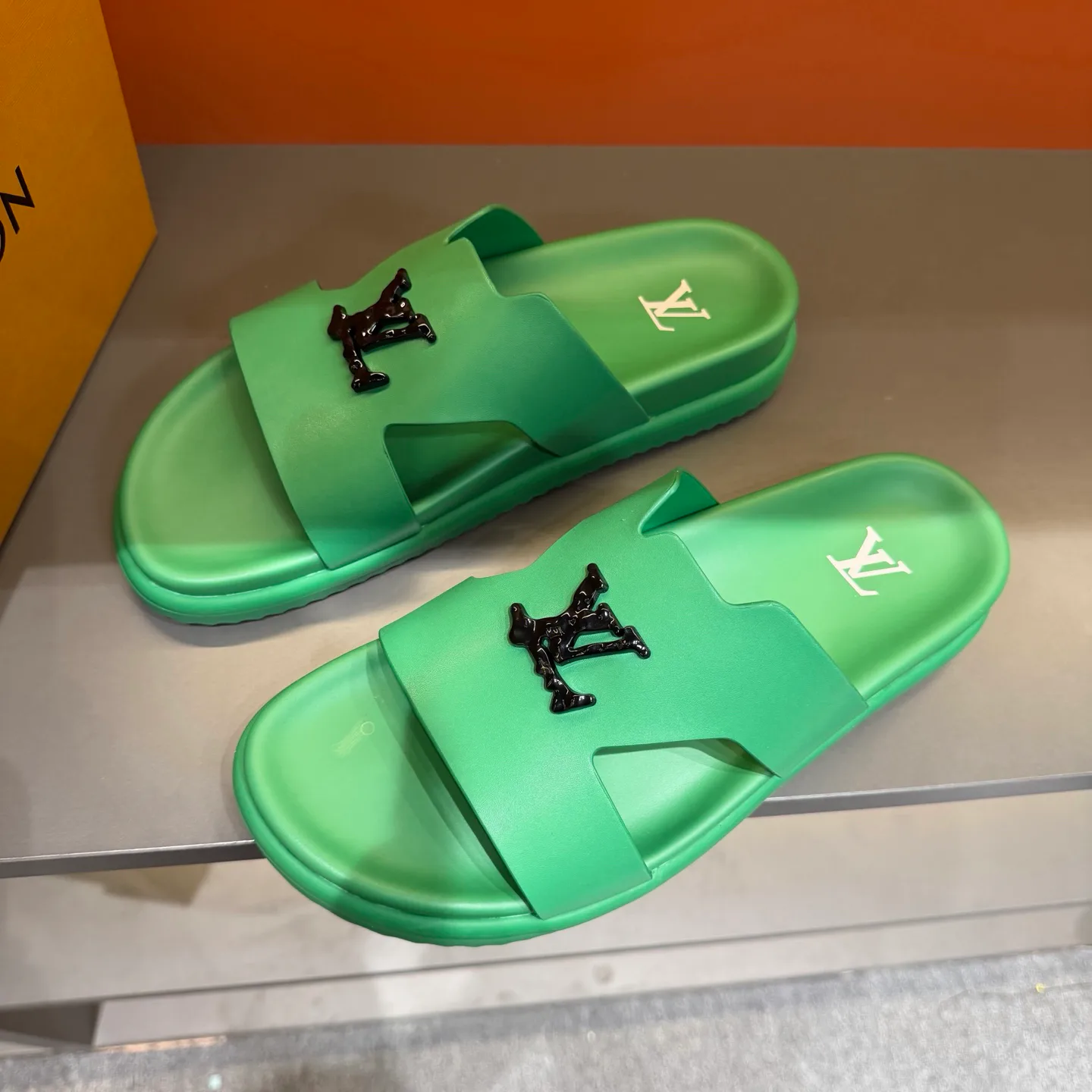 Сандалии Женские Louis Vuitton 9737092