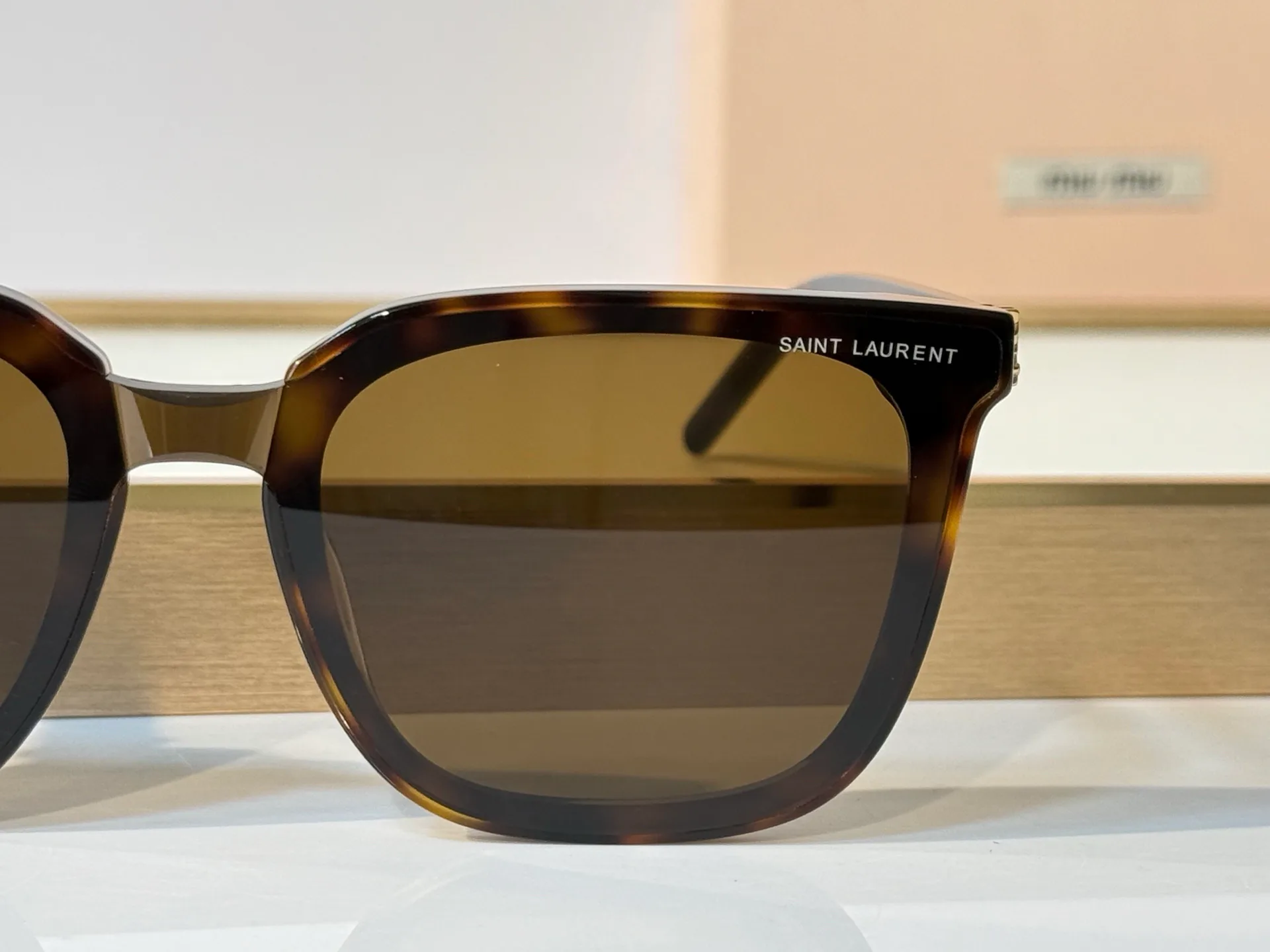 Очки Saint Laurent 18453230