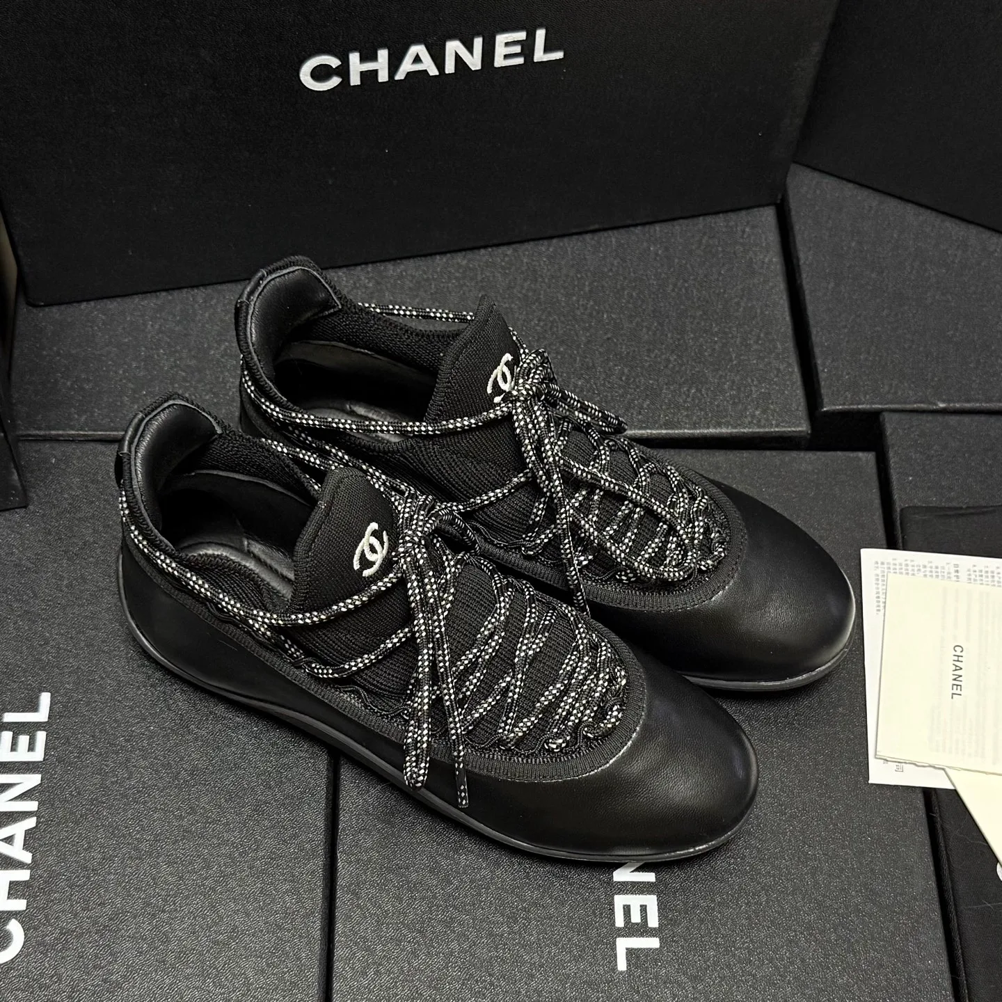 Кроссовки Женские Chanel 18083057