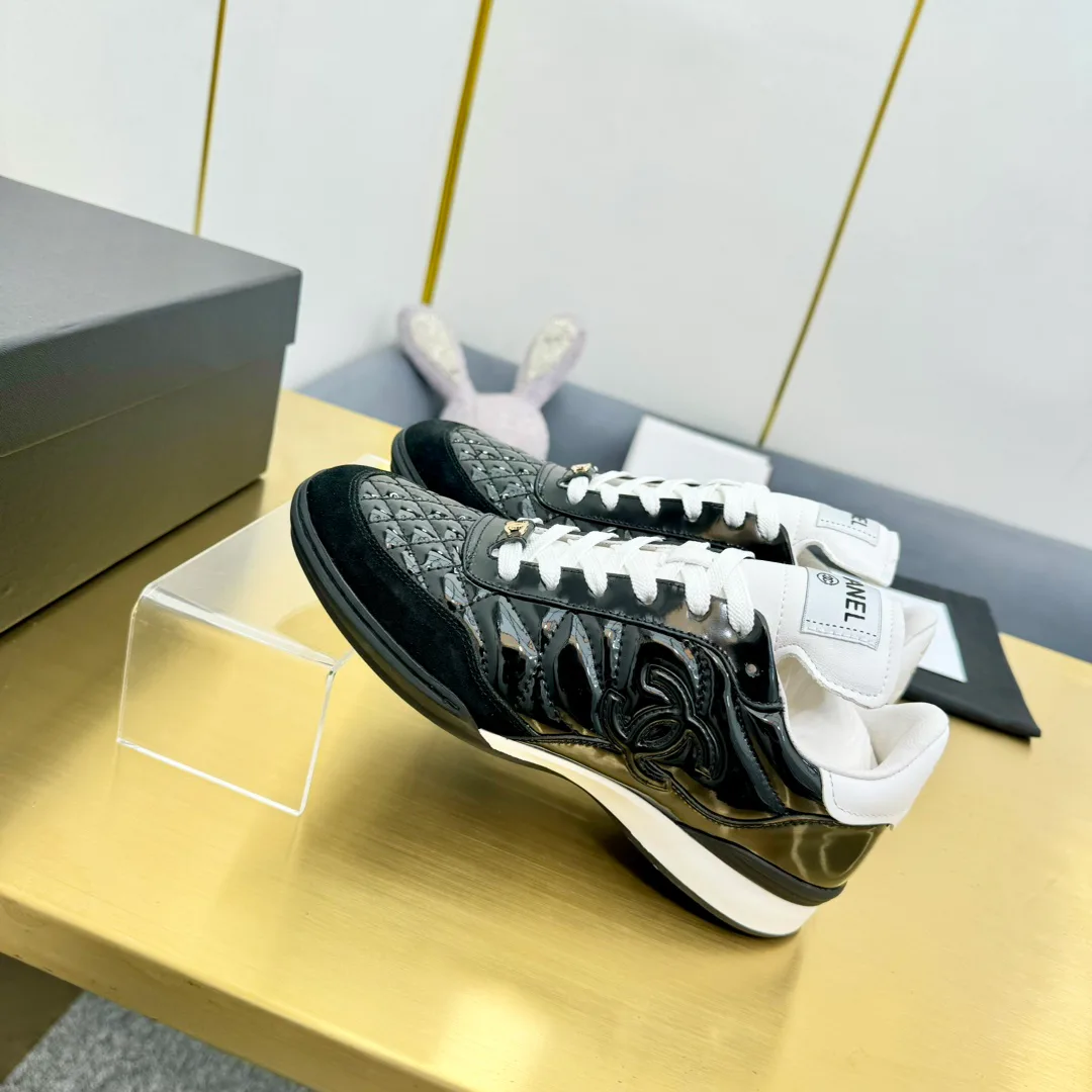 Кроссовки Женские Chanel 12227950