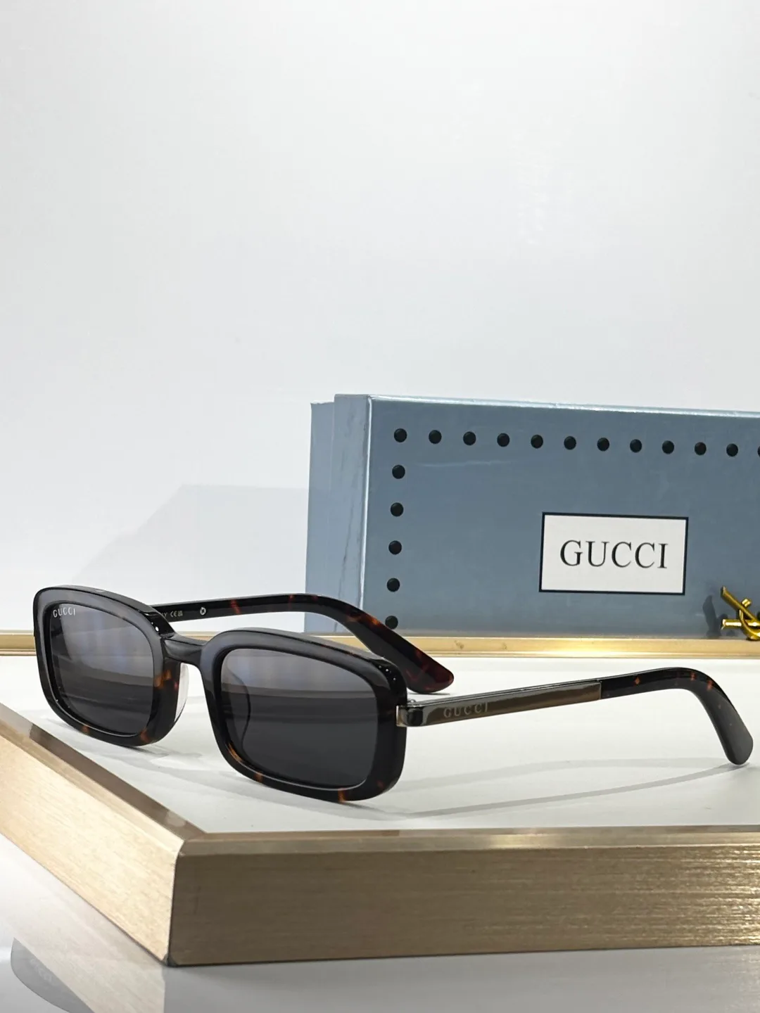 Очки Gucci 954308