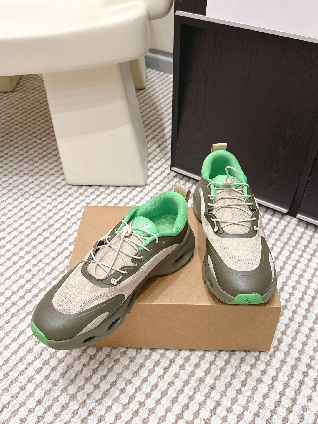 Кроссовки Женские Loewe 5722757