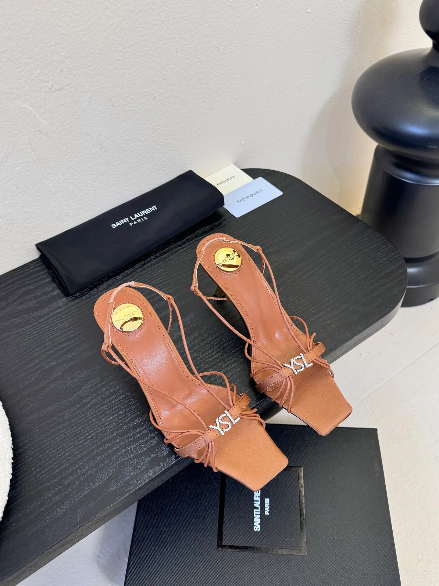 Босоножки Женские Saint Laurent 2168982