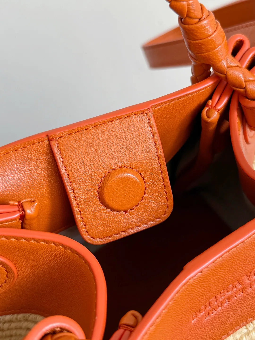 Классические Сумки Женские Bottega Veneta 6211891