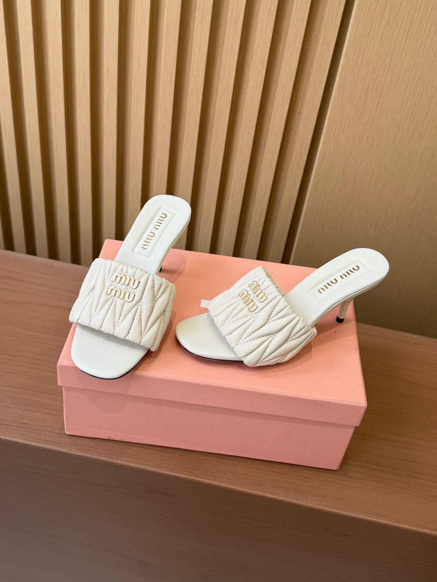 Босоножки Женские Miu Miu 13351177