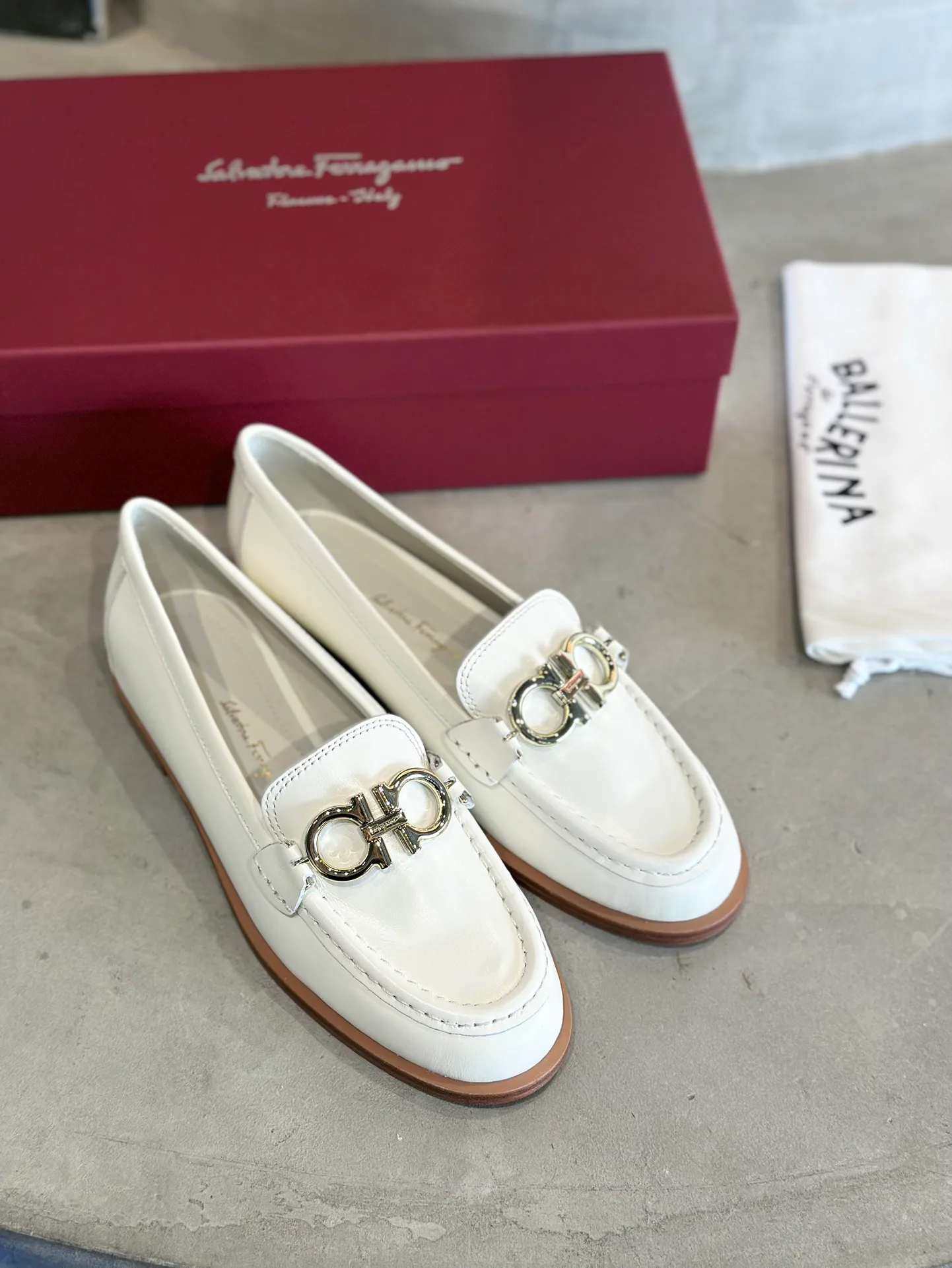 Лоферы И Мокасины Женские Salvatore Ferragamo 13368414