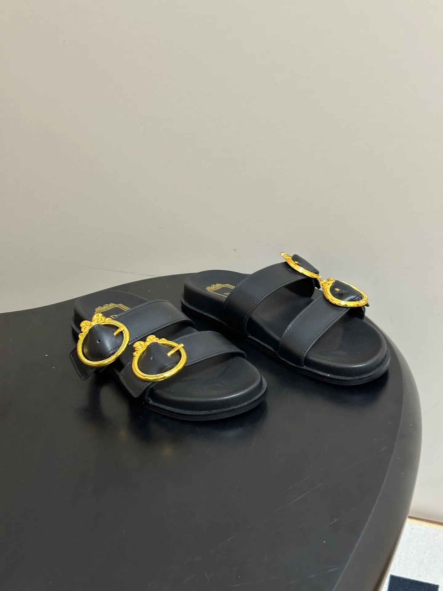 Шлепанцы Женские Christian Dior 18049371