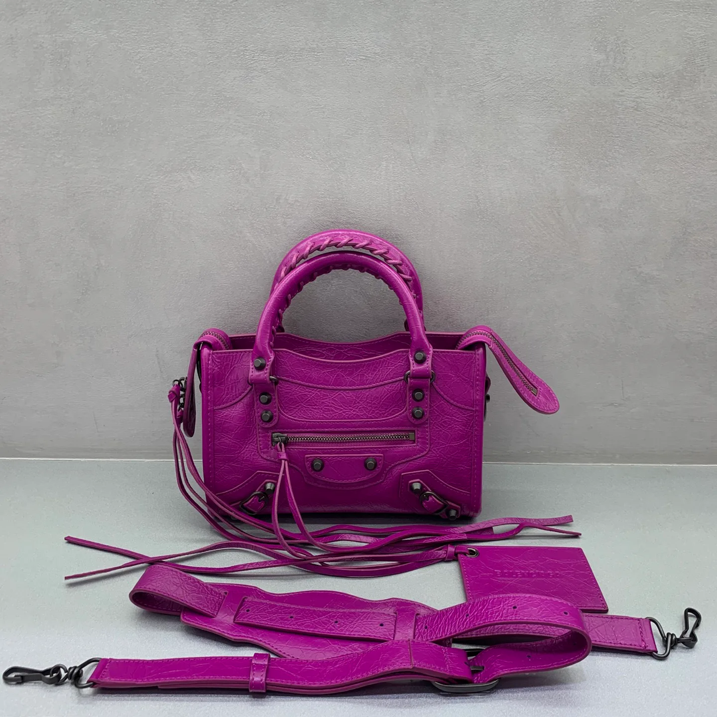 Классические Сумки Женские Balenciaga 18135957
