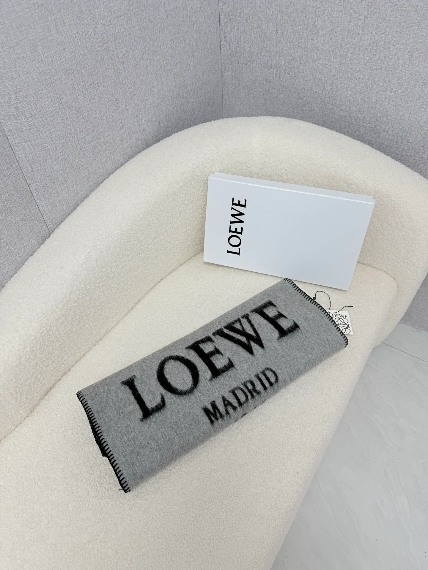 Шарфы Loewe 18275025