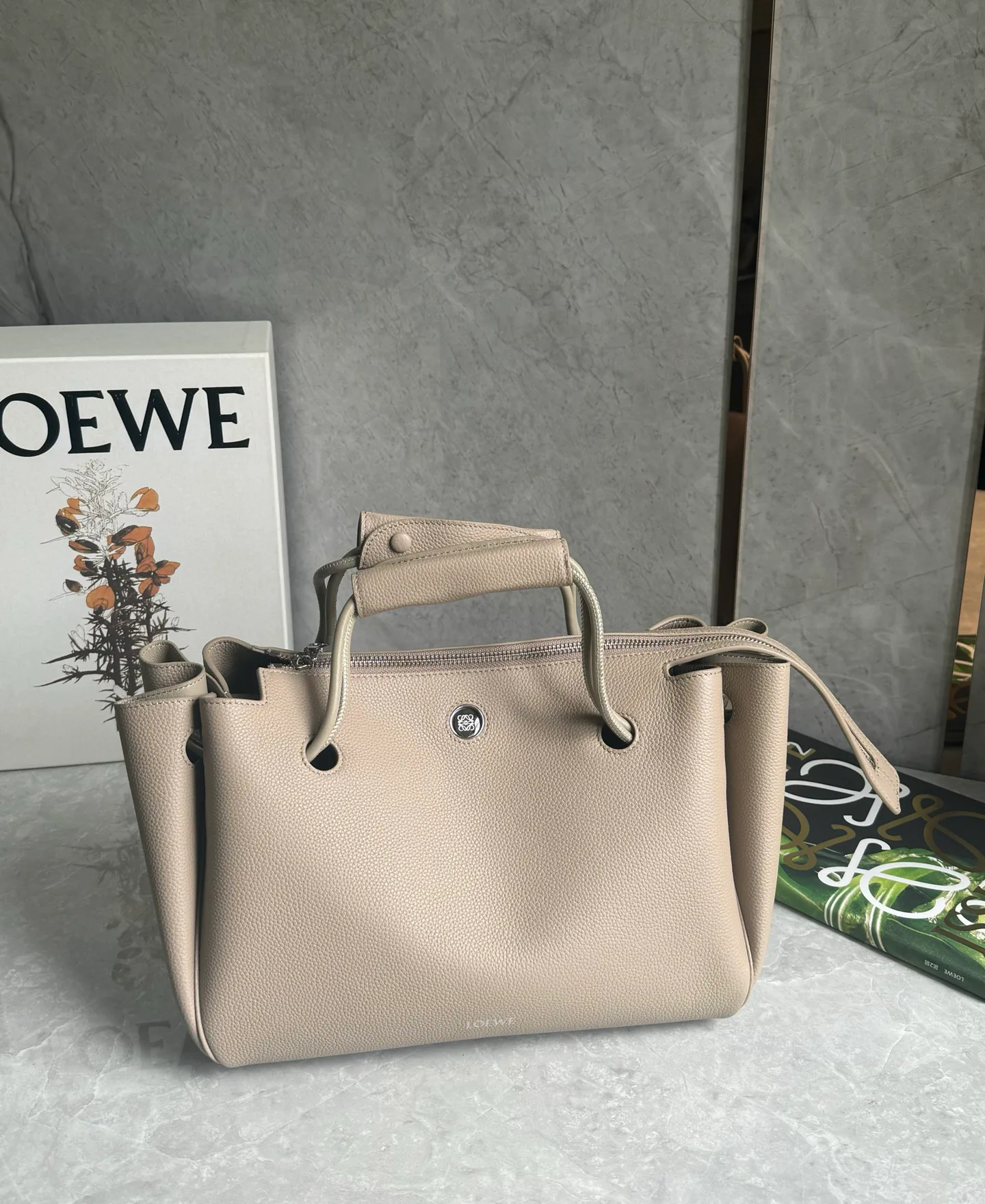 Классические Сумки Женские Loewe 17551248