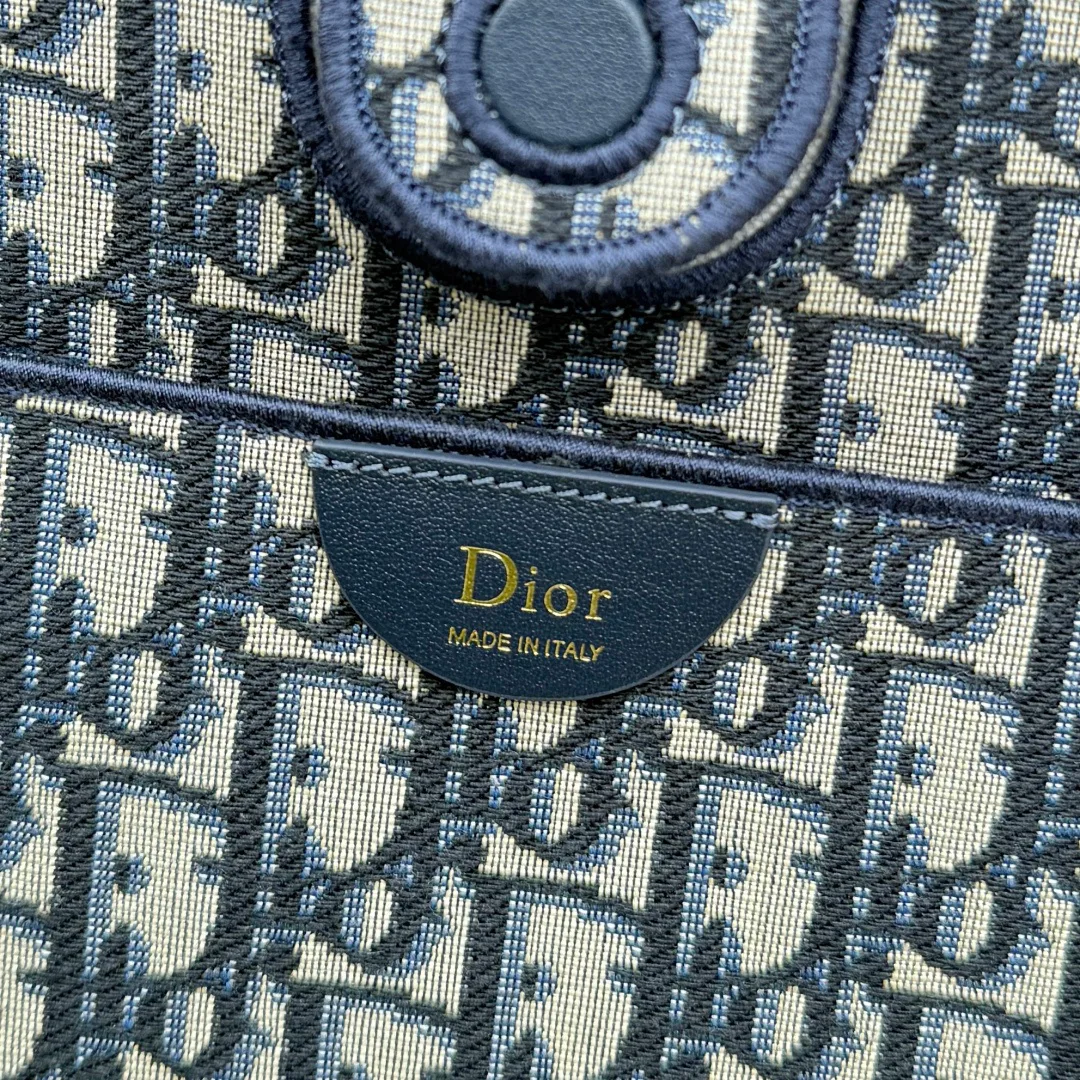 Классические Сумки Женские Christian Dior 18187872