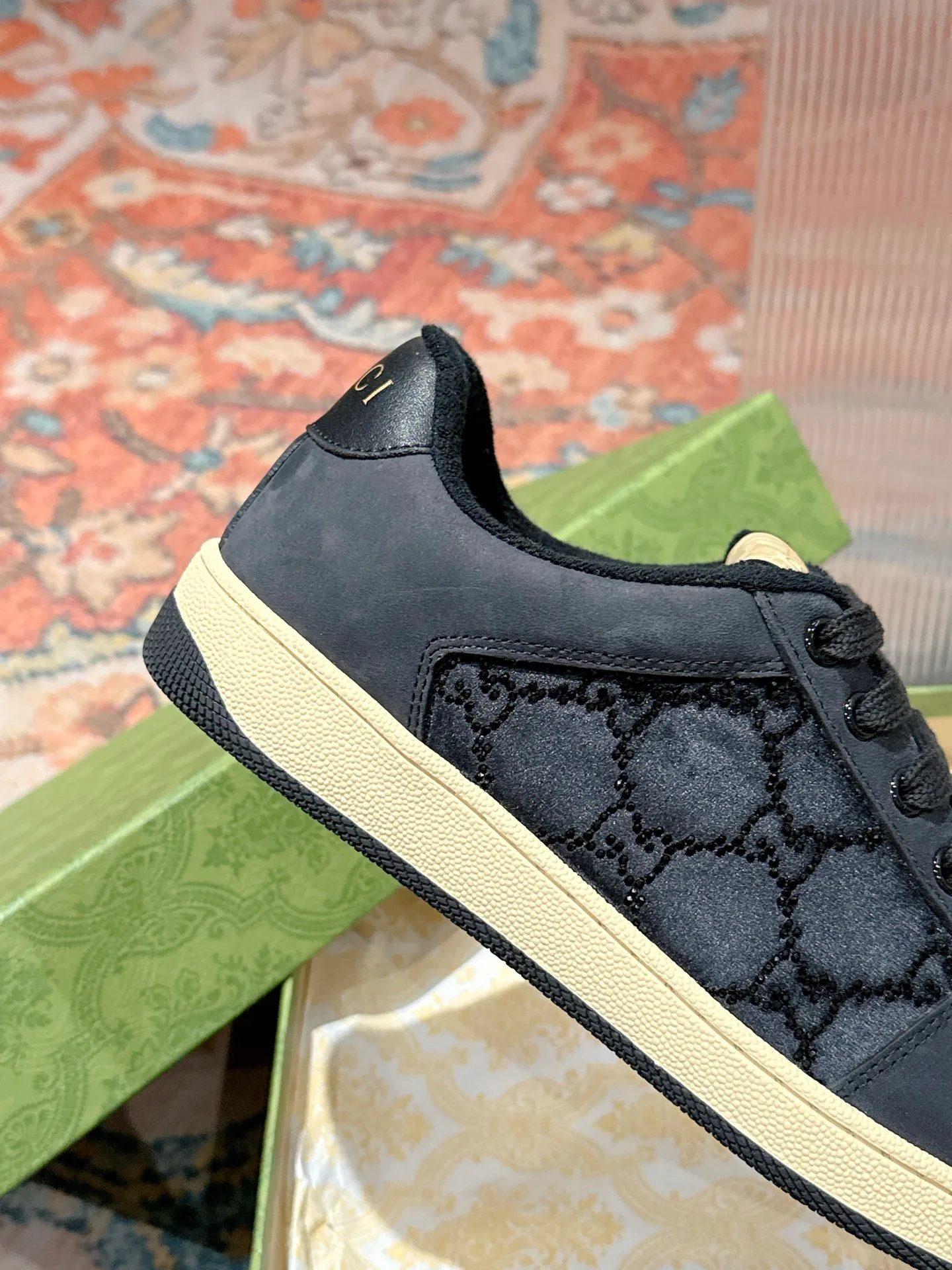Кроссовки Женские Gucci 17956626