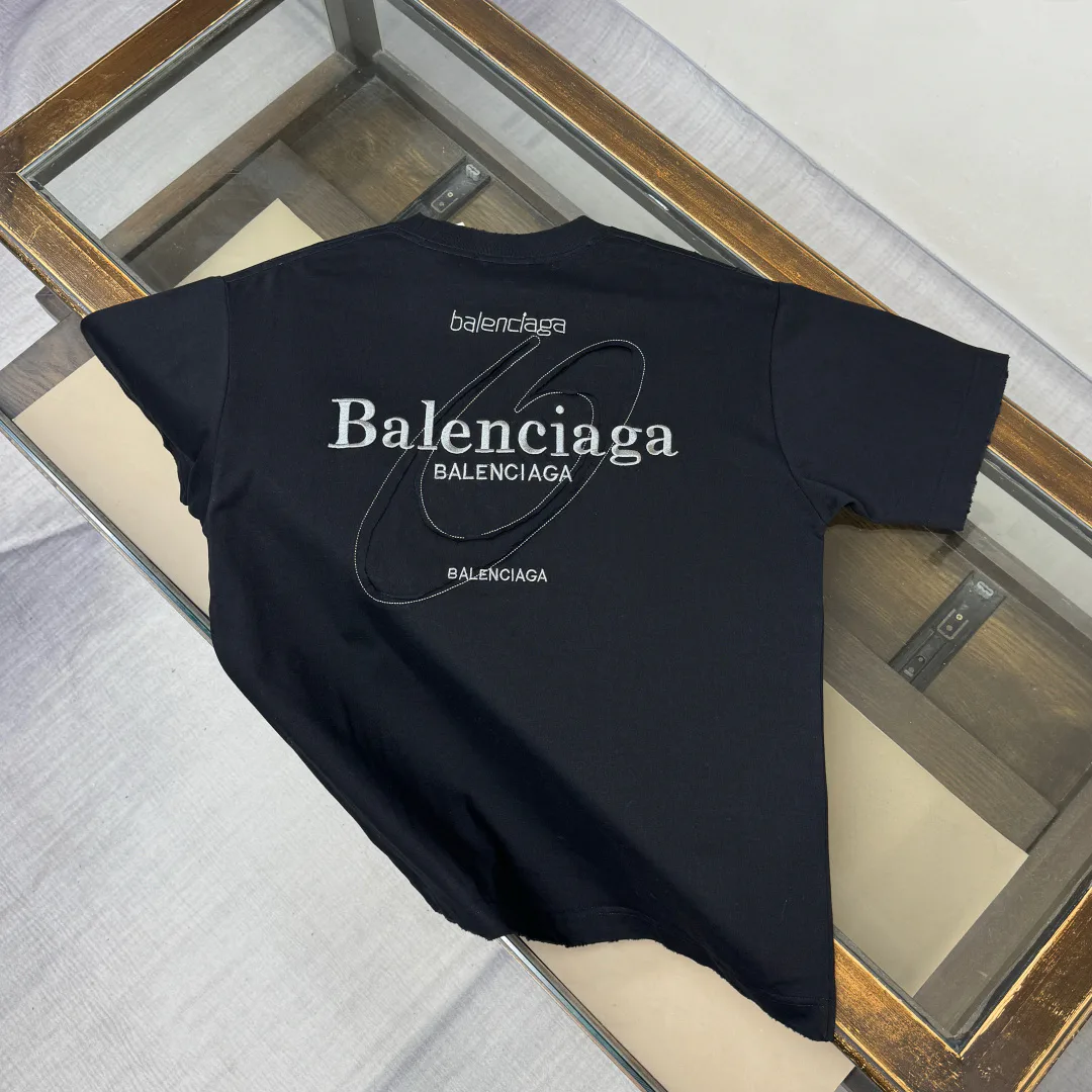 Футболки Женские Balenciaga 10785194