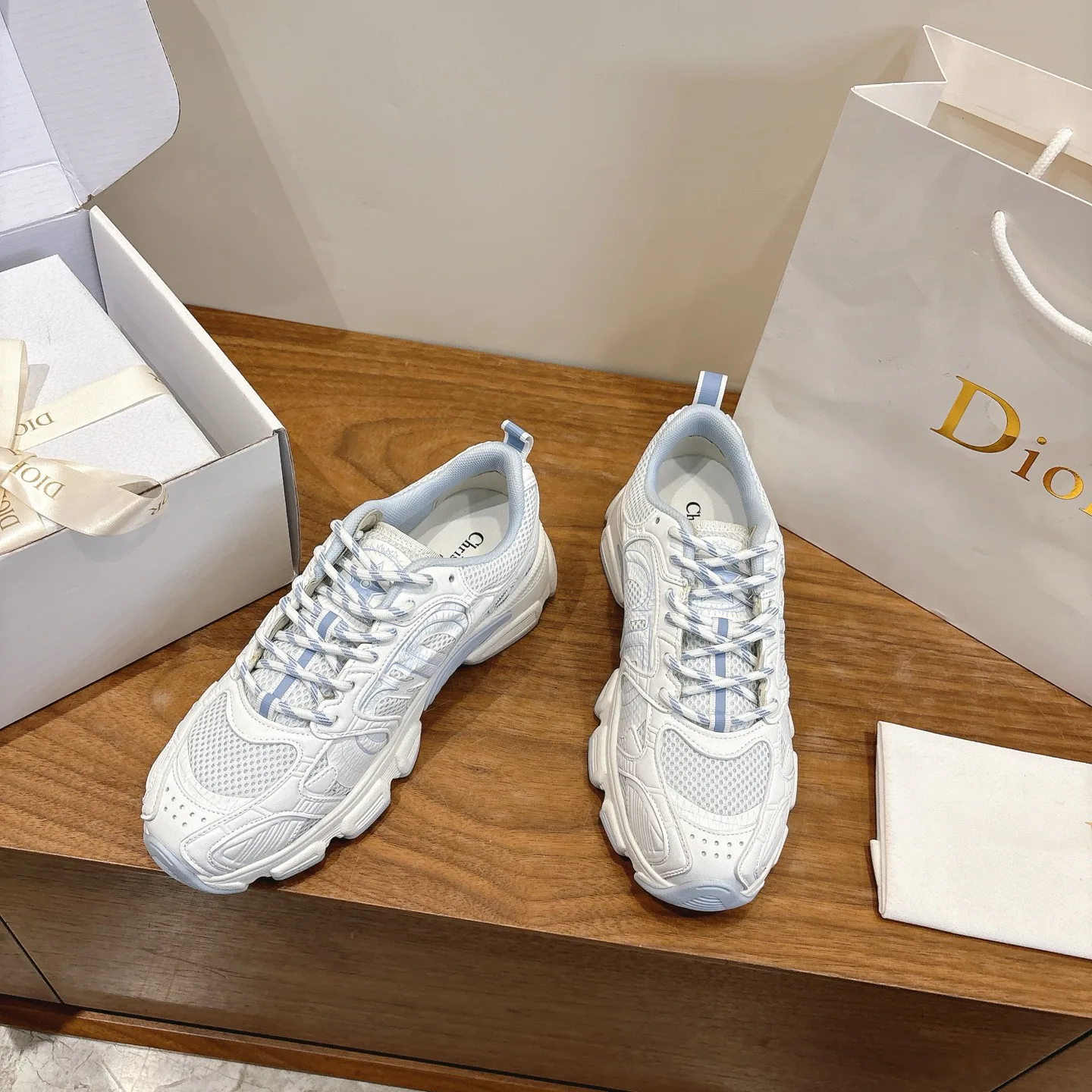 Кроссовки Женские Christian Dior 11647854