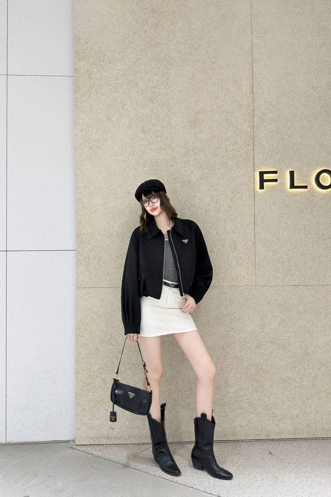 Куртки И Пуховики Женские Prada 18249135