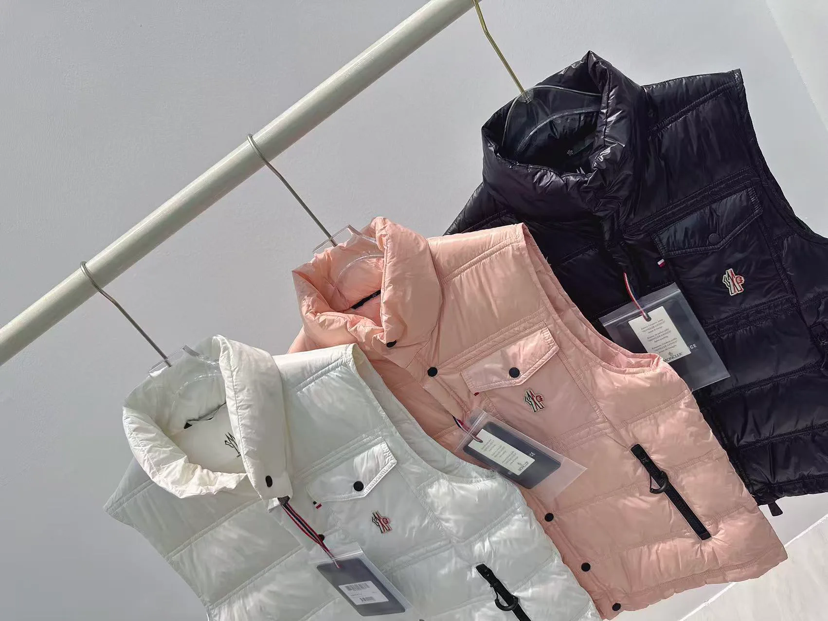 Жилеты Женские Moncler 19092545