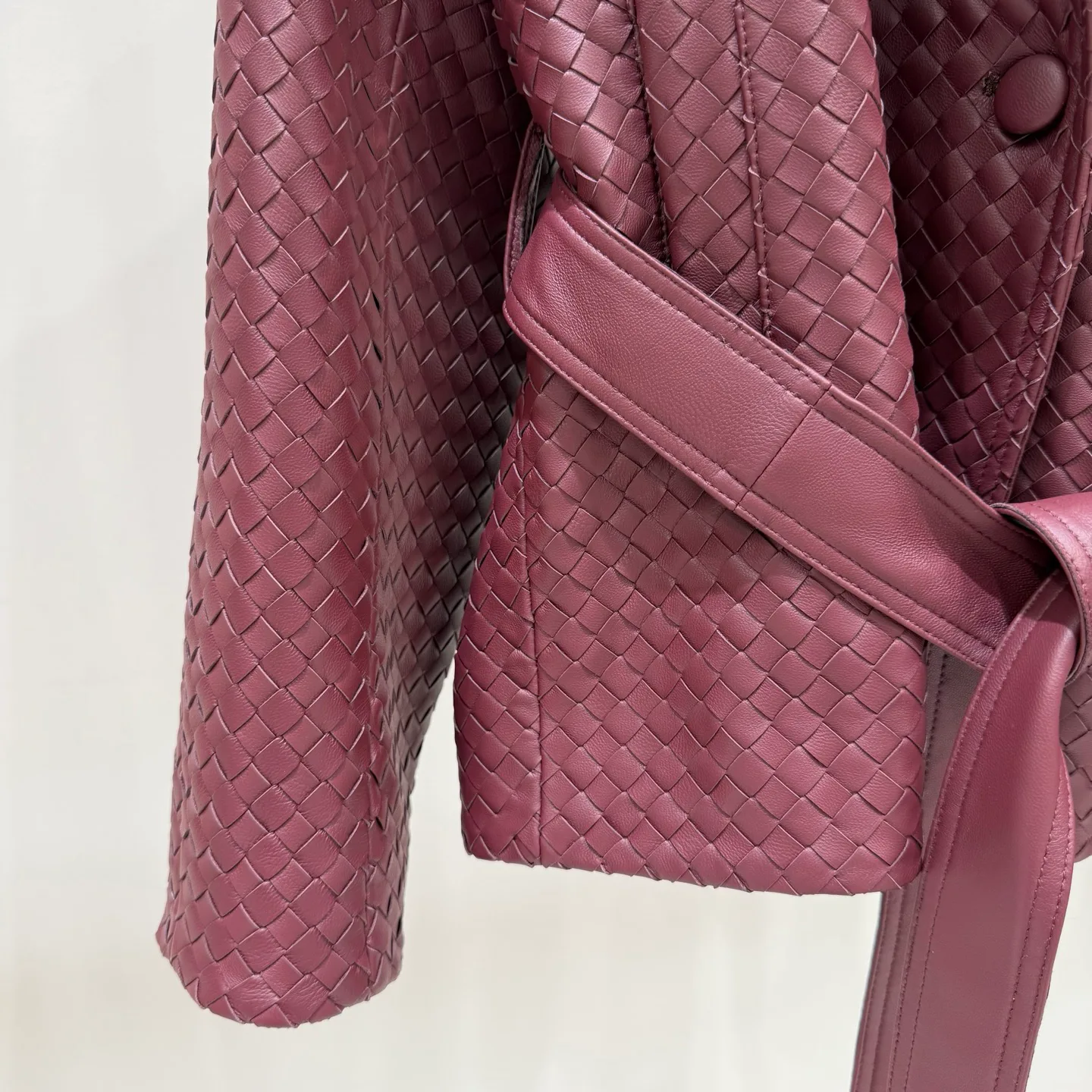 Кожаные Куртки И Дублёнки Женские Bottega Veneta 18335422