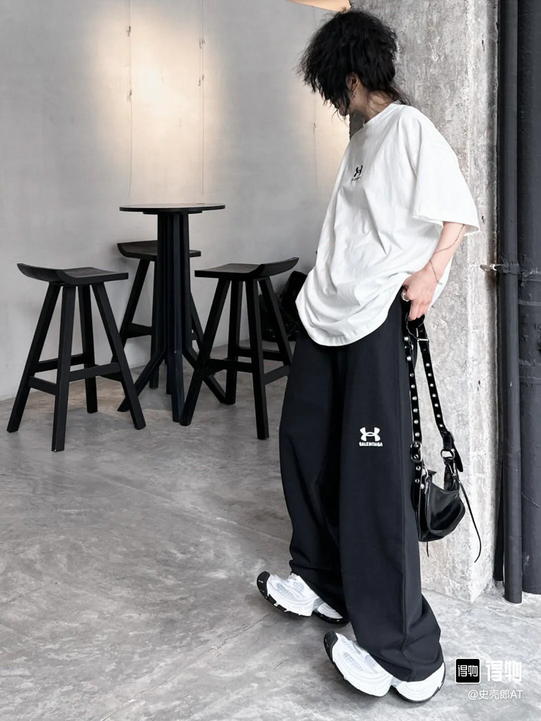 Футболки Женские Balenciaga 32497