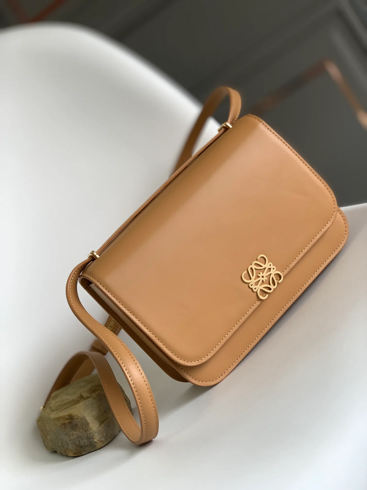 Классические Сумки Женские Loewe 6448006