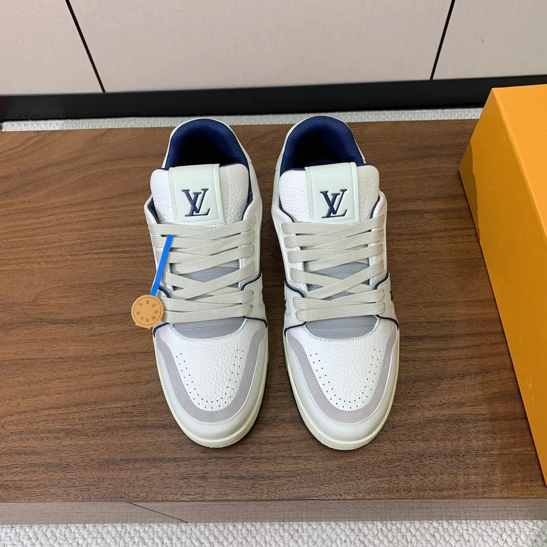 Кроссовки Женские Louis Vuitton 10236183