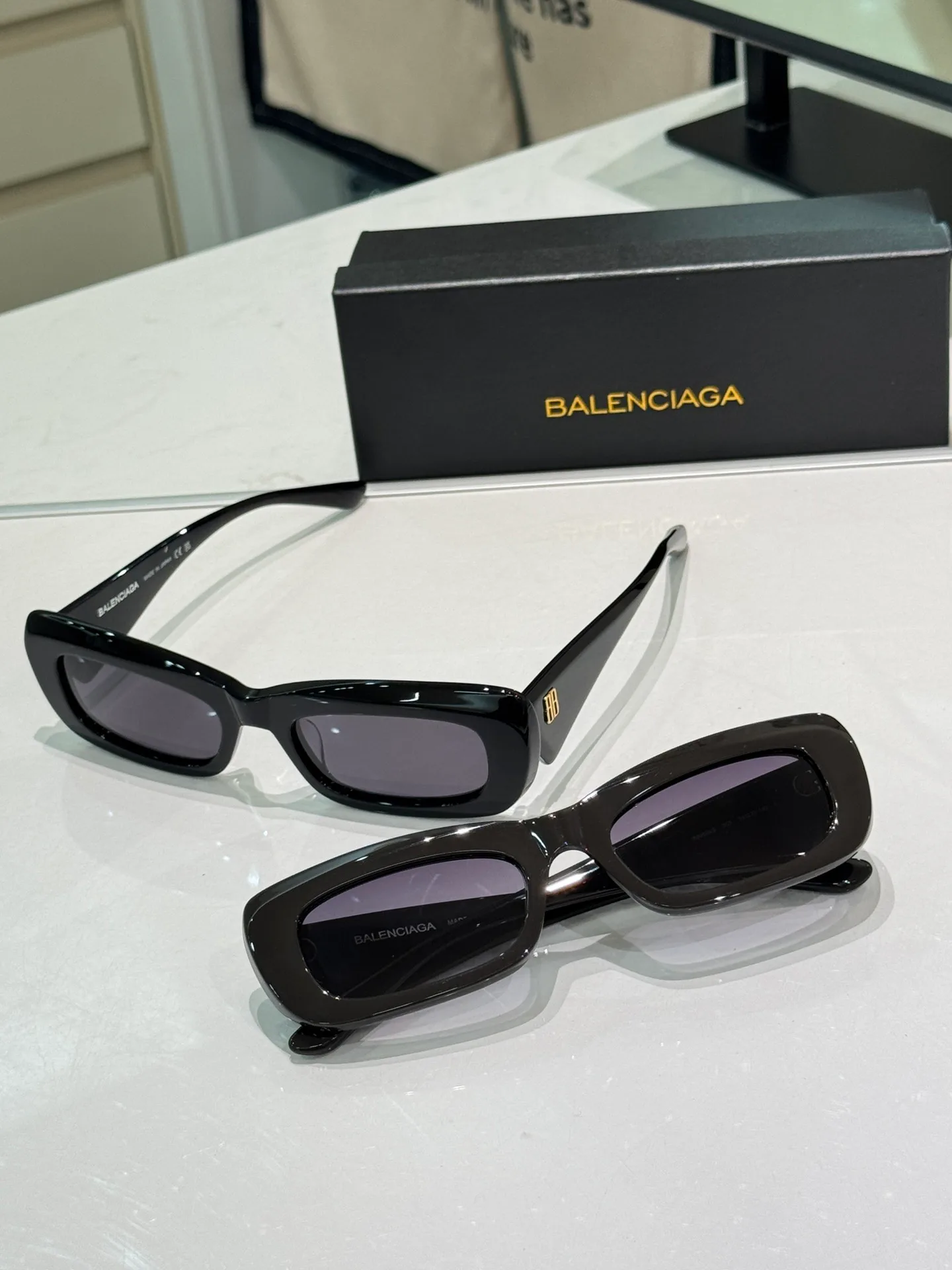 Очки Balenciaga 11431501