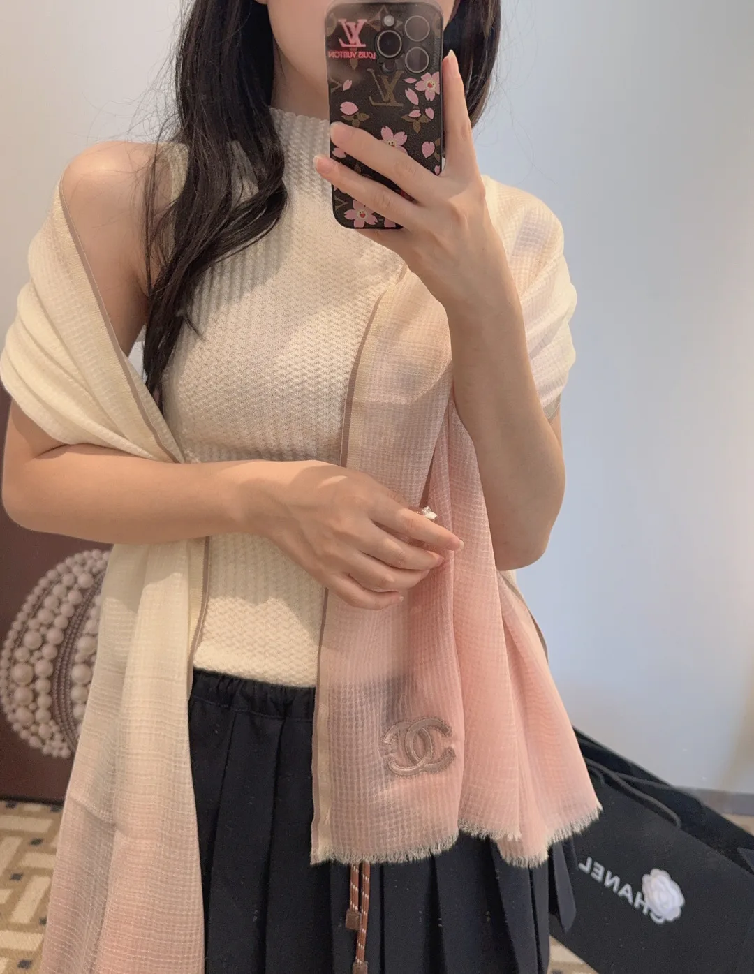 Шарфы Chanel 18627104