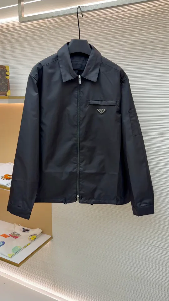 Куртки И Пуховики Мужские Prada 13077112