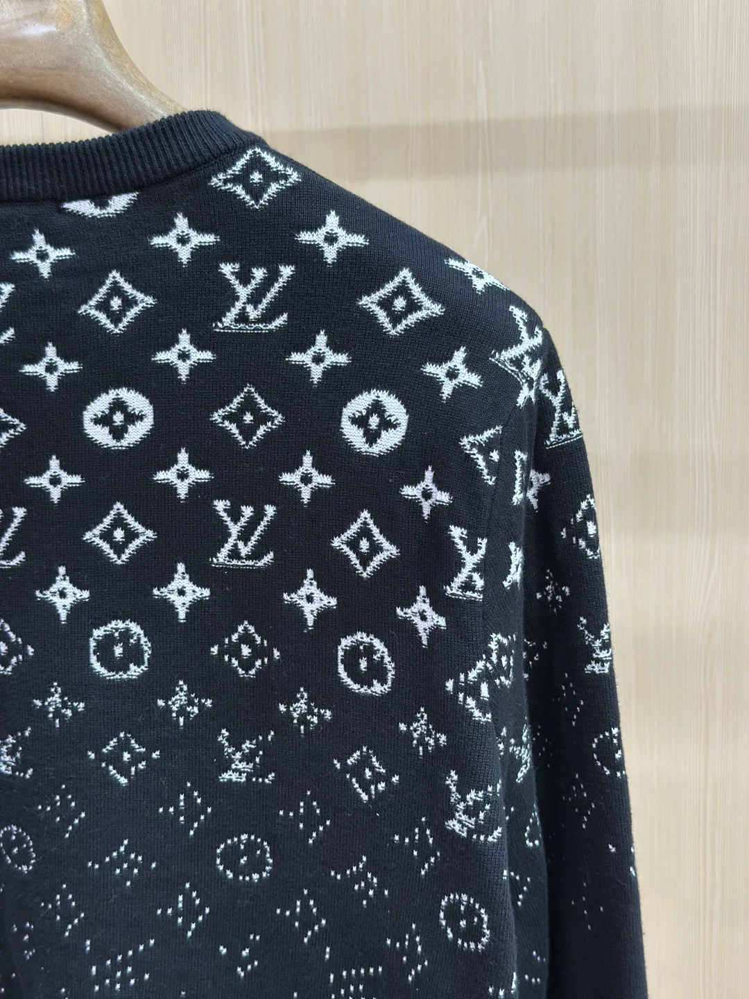 Джемперы И Свитеры Мужские Louis Vuitton 18599312