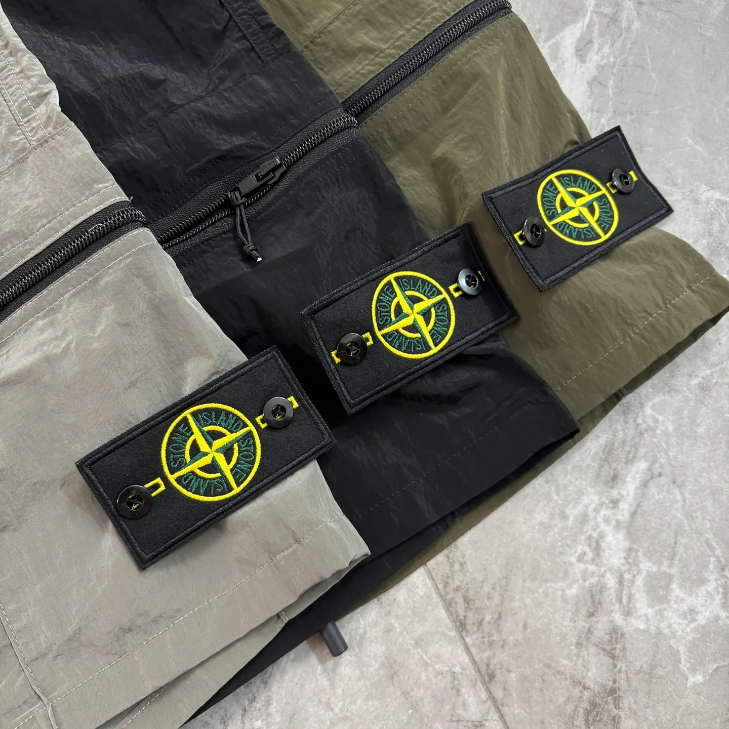 Шорты Мужские Stone Island 11732463