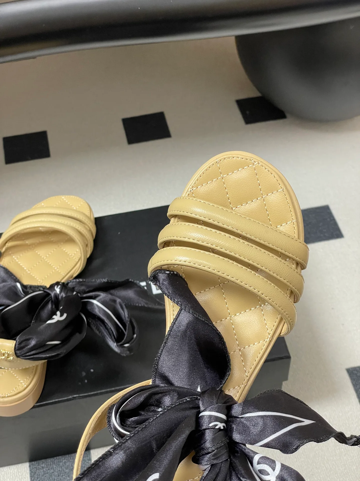 Сандалии Женские Chanel 374951