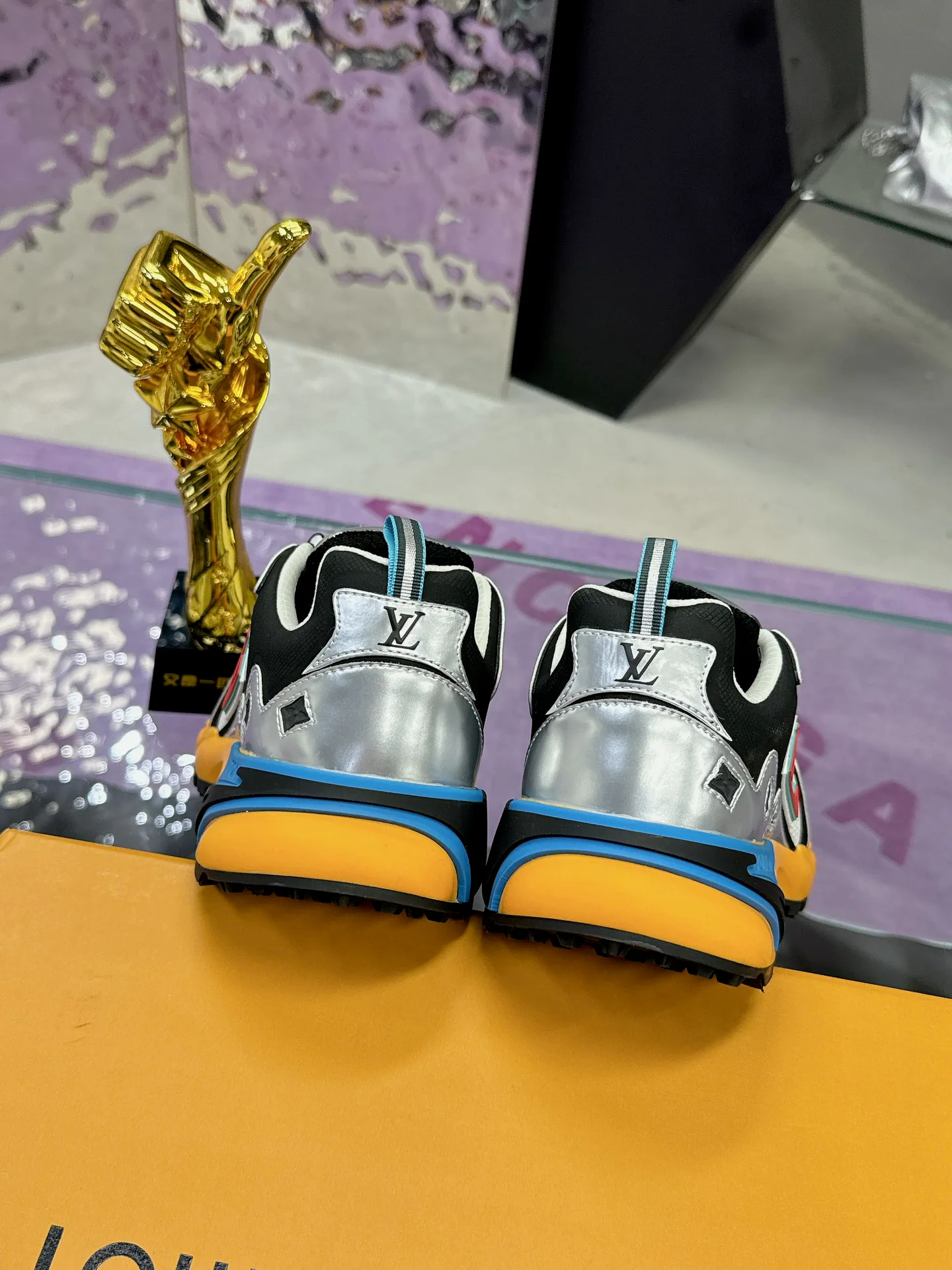 Кроссовки Мужские Louis Vuitton 841694