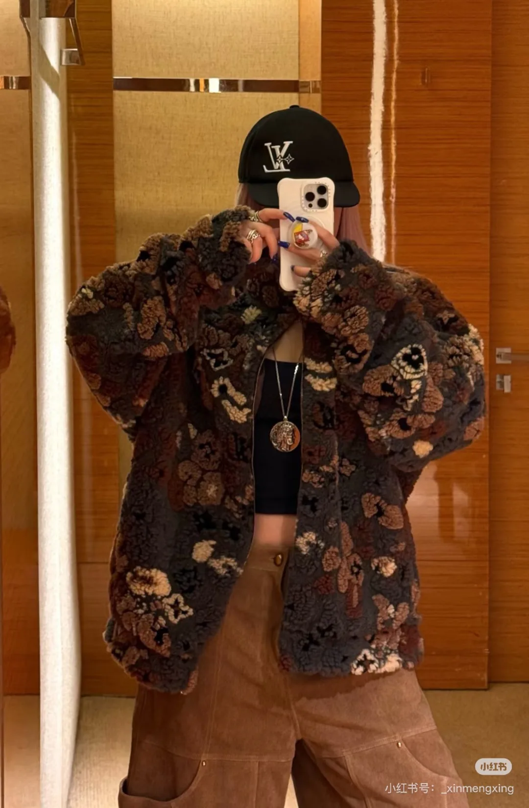 Куртки И Пуховики Женские Louis Vuitton 95300